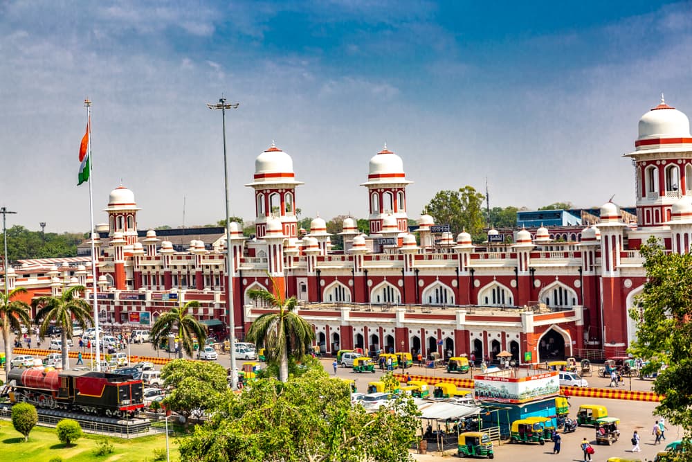 hotels near lucknow railway station – your complete guide